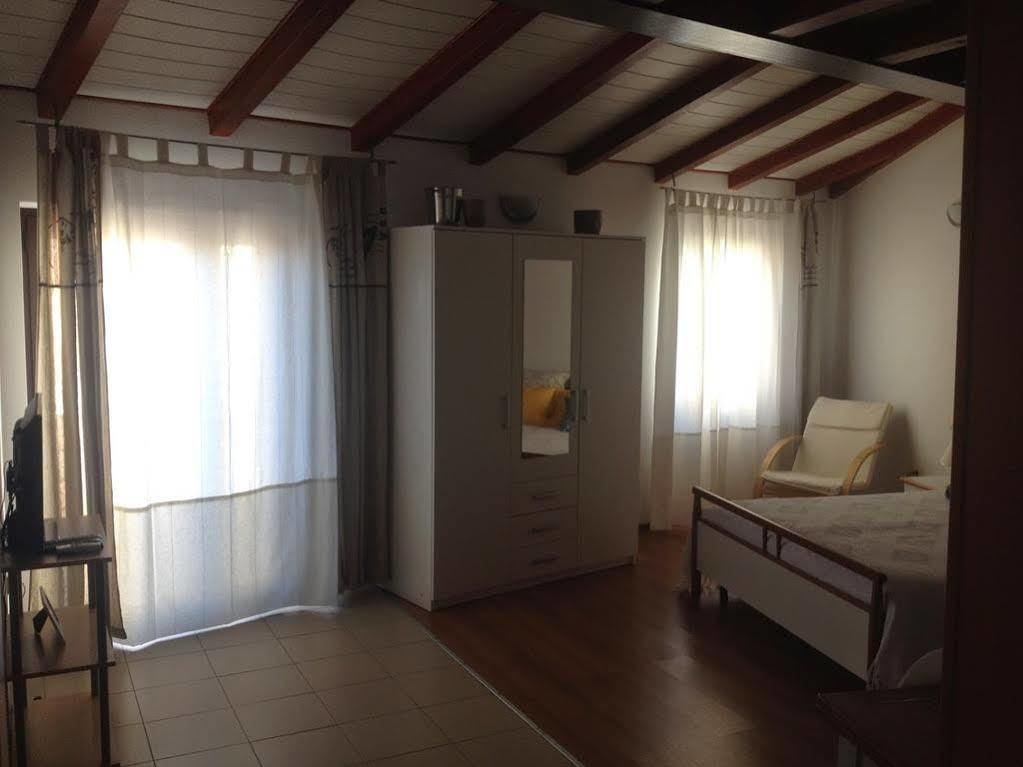 Guest House Pina Rovinj Extérieur photo