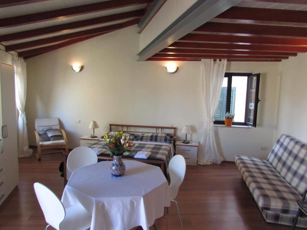 Guest House Pina Rovinj Extérieur photo